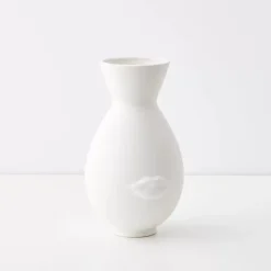 New Bisous Ceramic Urn Vase White Vases