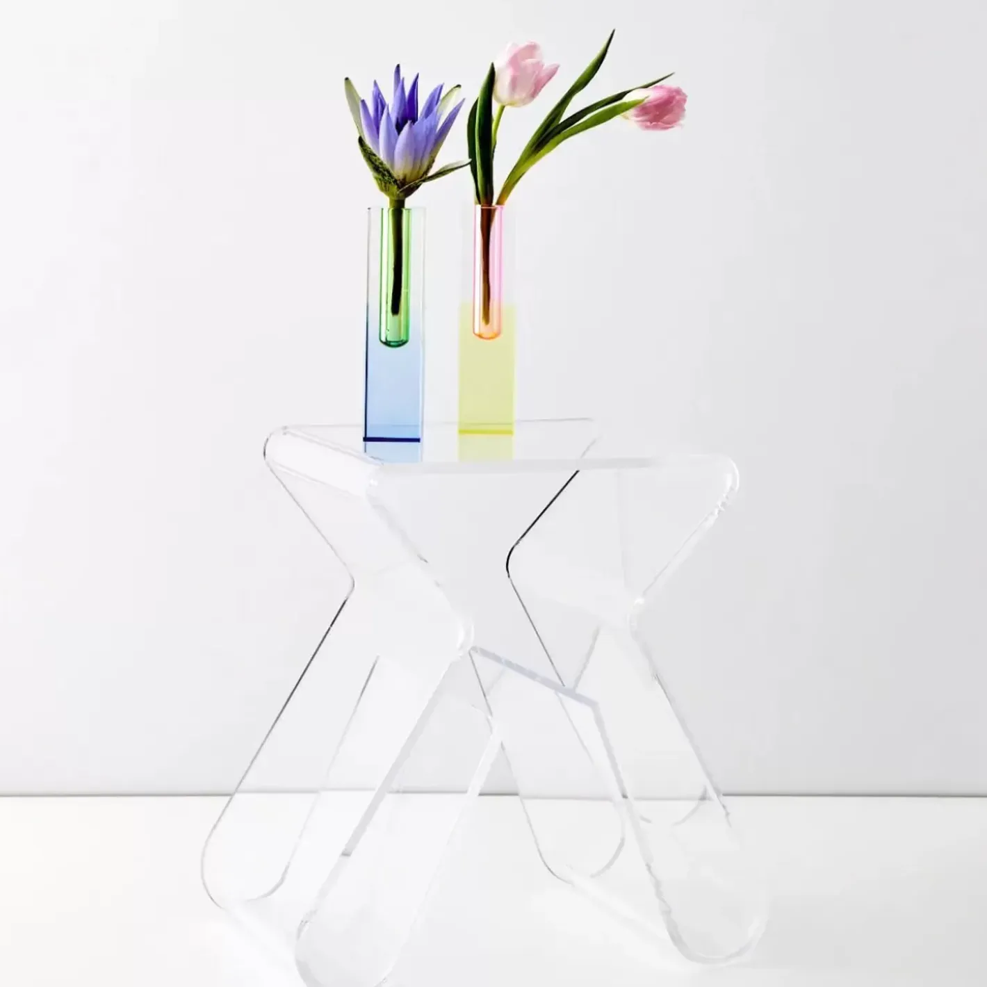 Paperclip Acrylic Side Table Clear Furniture