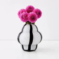 Hot Ribboned Coloured Glass Vase White/Black Vases
