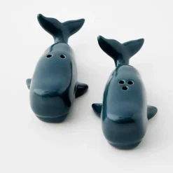 Best Wally Whale Ceramic Salt & Pepper Shakers Tableware